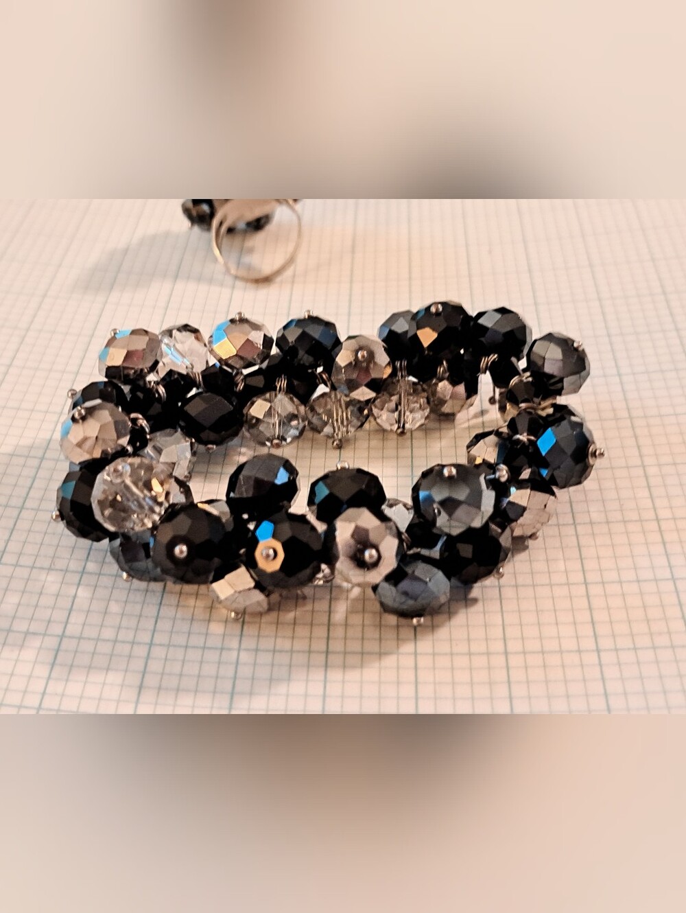 Set Cluster Adjustable Ring & Black and Silver Mirror Faceted Beaded Bracelet